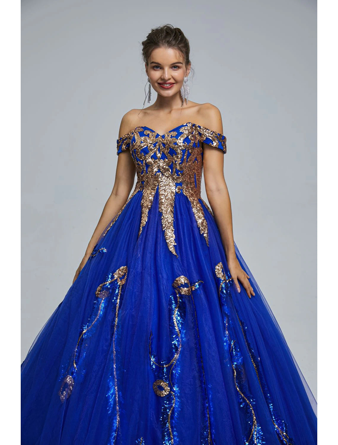Vestido de fiesta con brillo y pedrería, para quinceañeras, cumpleaños, largo hasta el suelo, sin mangas, hombros descubiertos, tul con lentejuelas